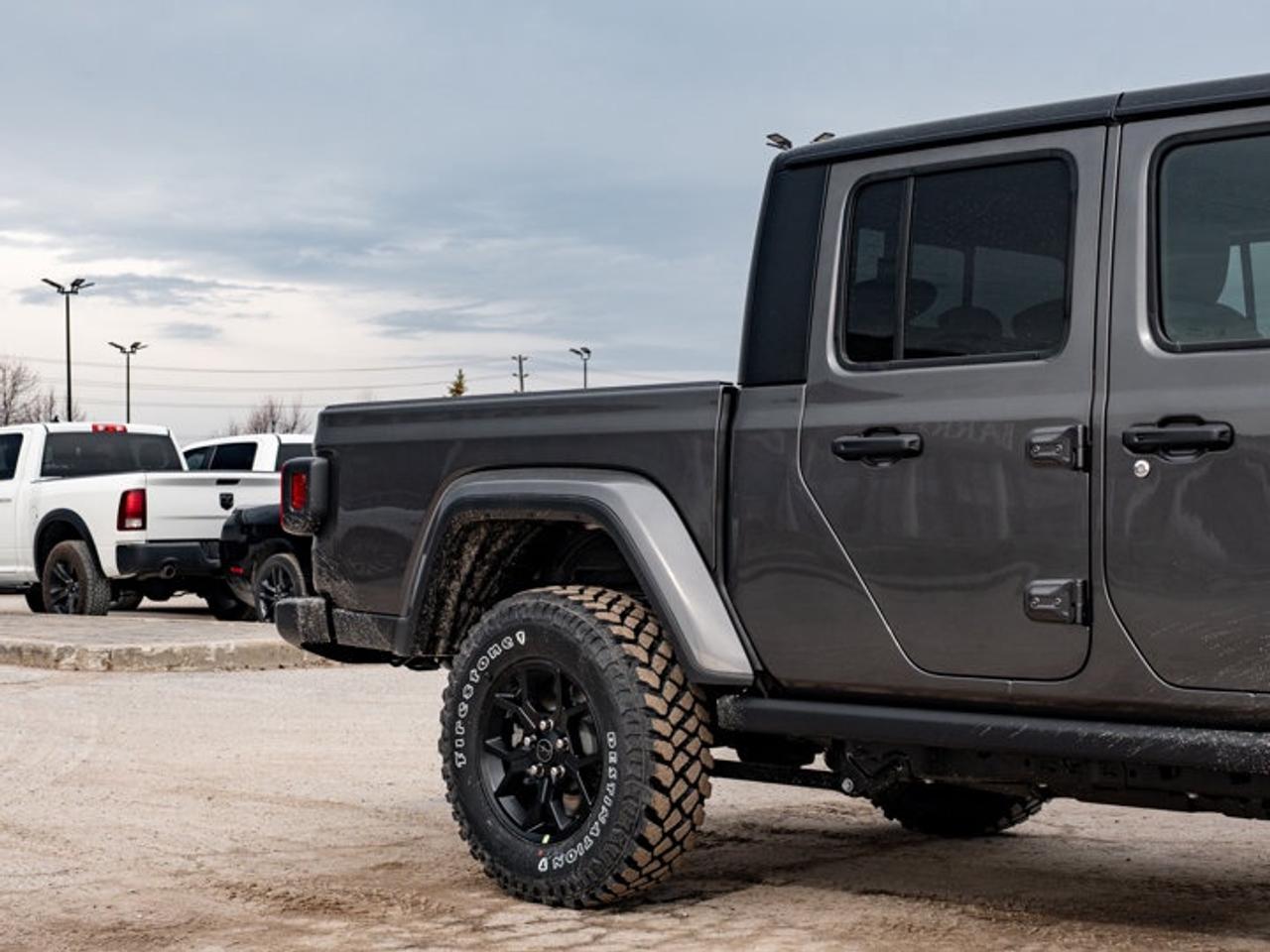 2026 Jeep Gladiator Willys Photo