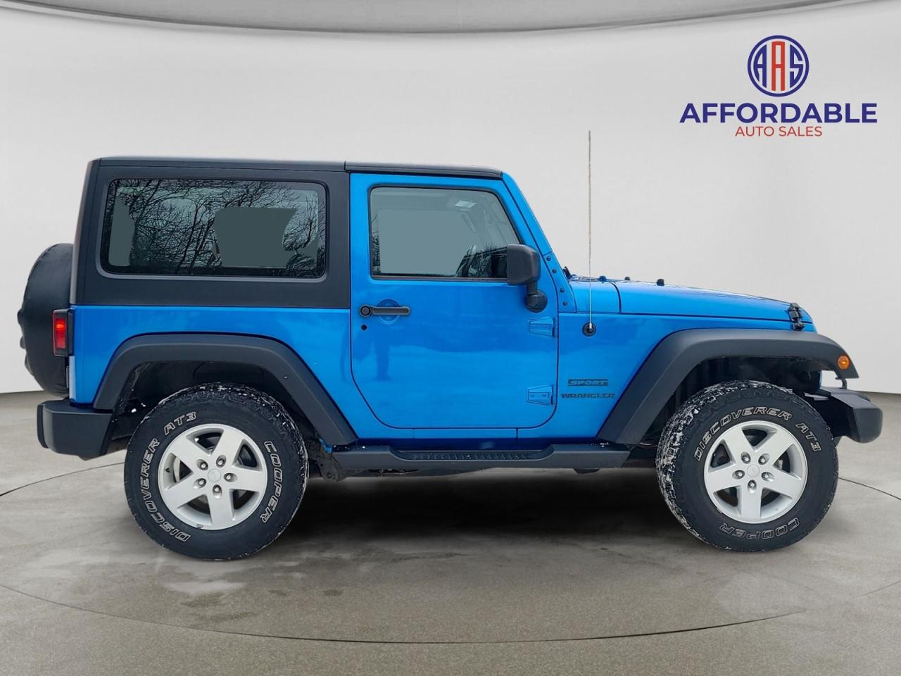 2016 Jeep Wrangler SPORT - Photo #3