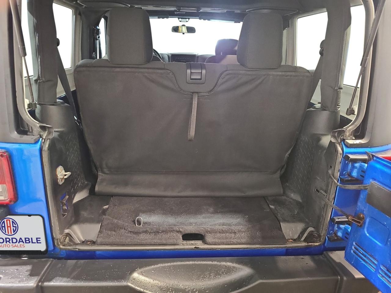 2016 Jeep Wrangler SPORT - Photo #16