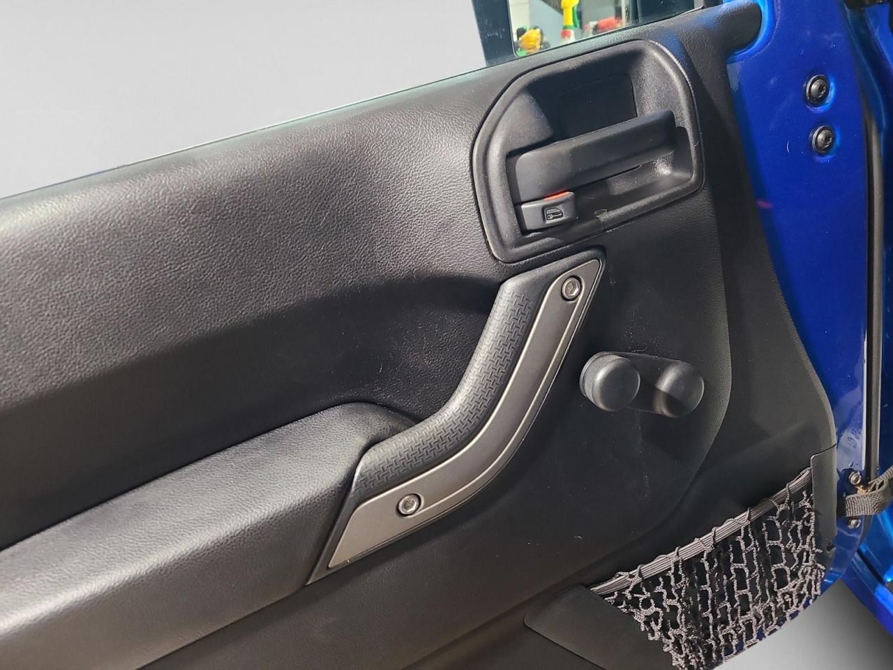 2016 Jeep Wrangler SPORT - Photo #18