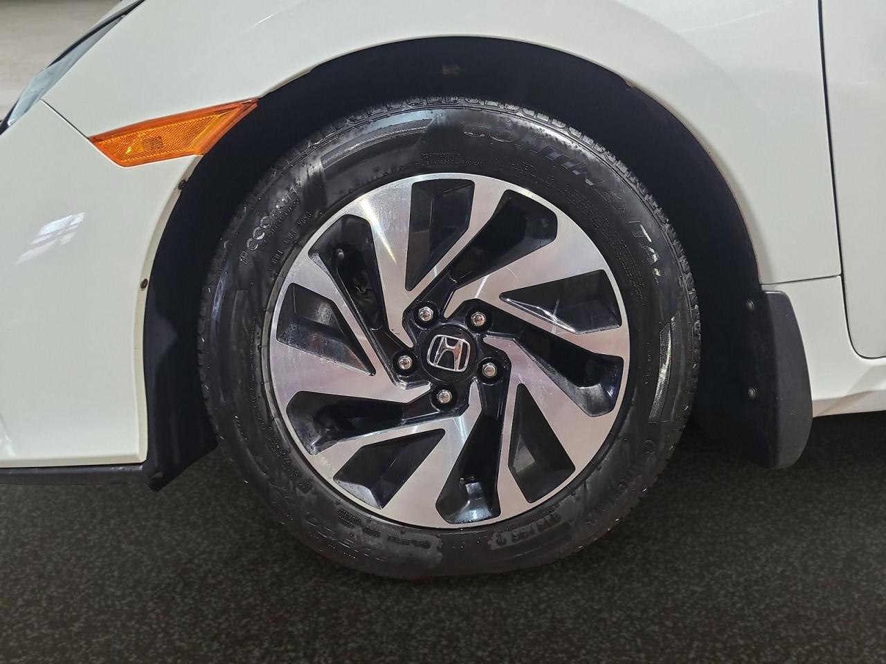 2018 Honda Civic LX - Photo #17