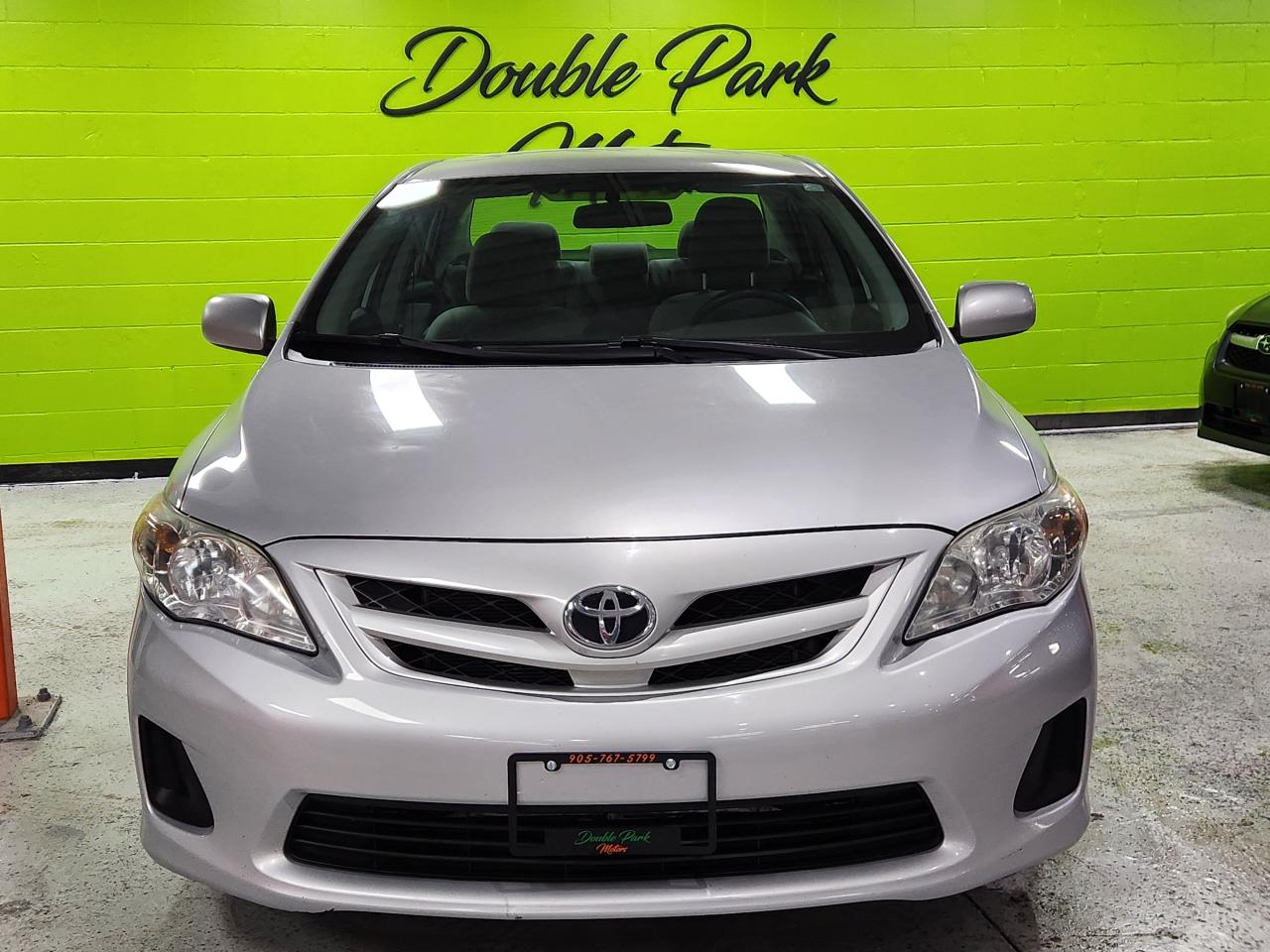 2013 Toyota Corolla CE KEYLESS POWER WINDOWS LOCKS A/C NO ACCIDENTS Photo