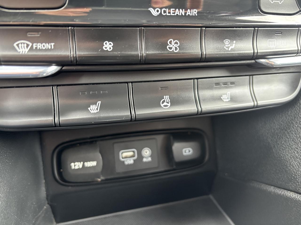 2019 Hyundai Santa Fe Preferred ~Safety included~No Accidents~ Photo