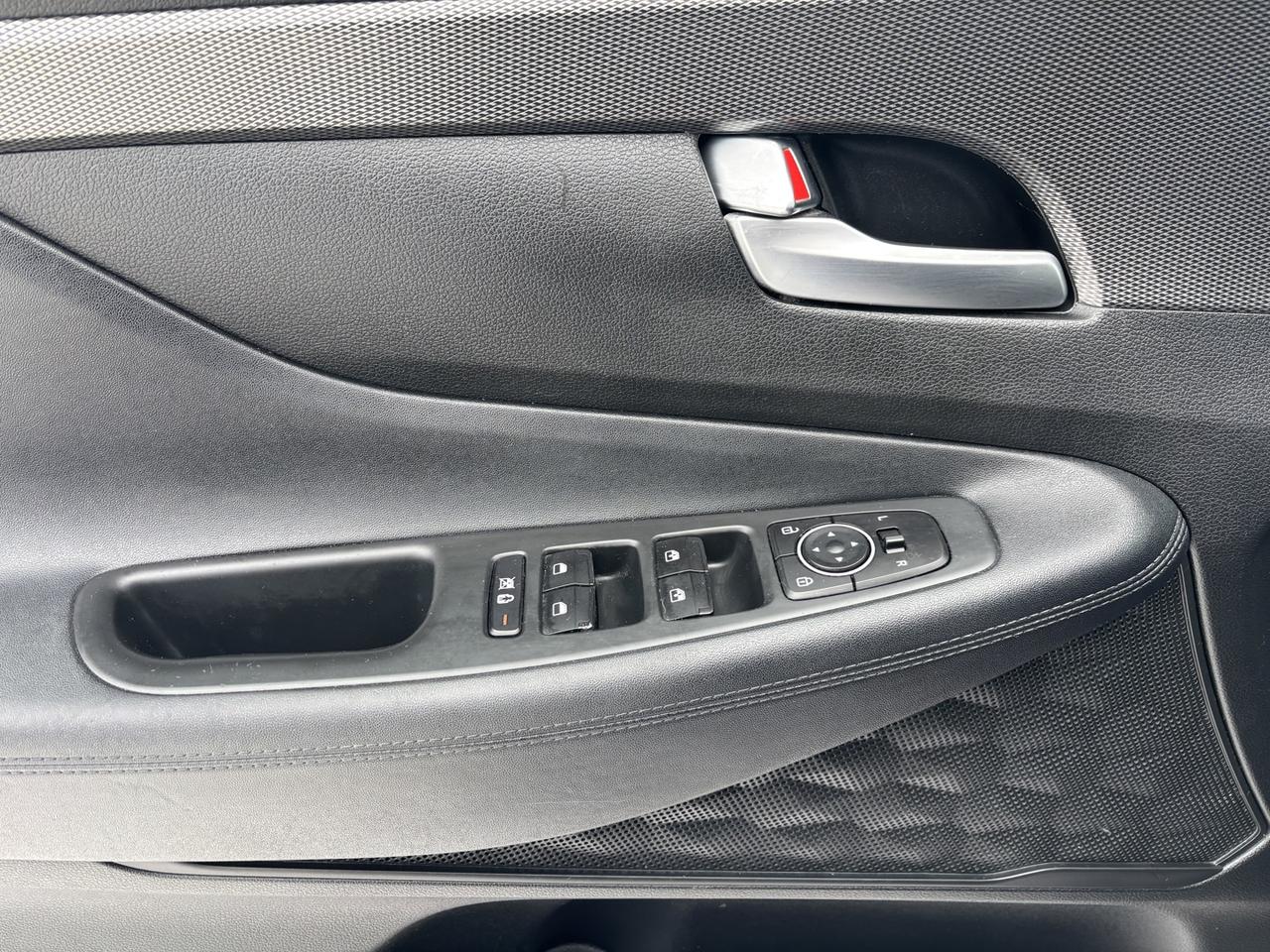 2019 Hyundai Santa Fe Preferred ~Safety included~No Accidents~ Photo