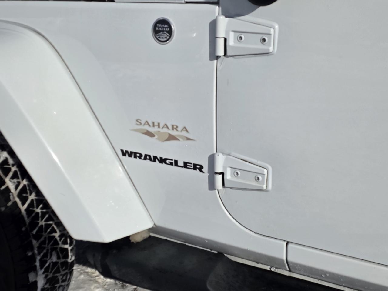 2015 Jeep Wrangler SAHARA 4WD Photo