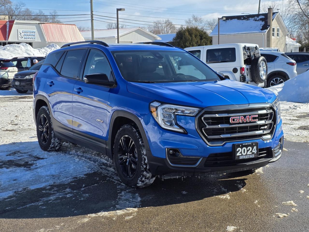 2024 GMC Terrain AT4 AWD Photo2