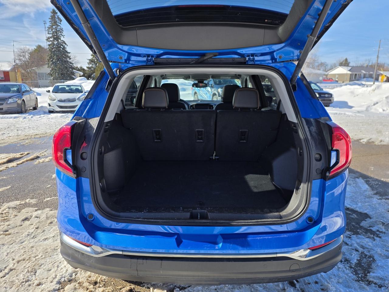 2024 GMC Terrain AT4 AWD Photo