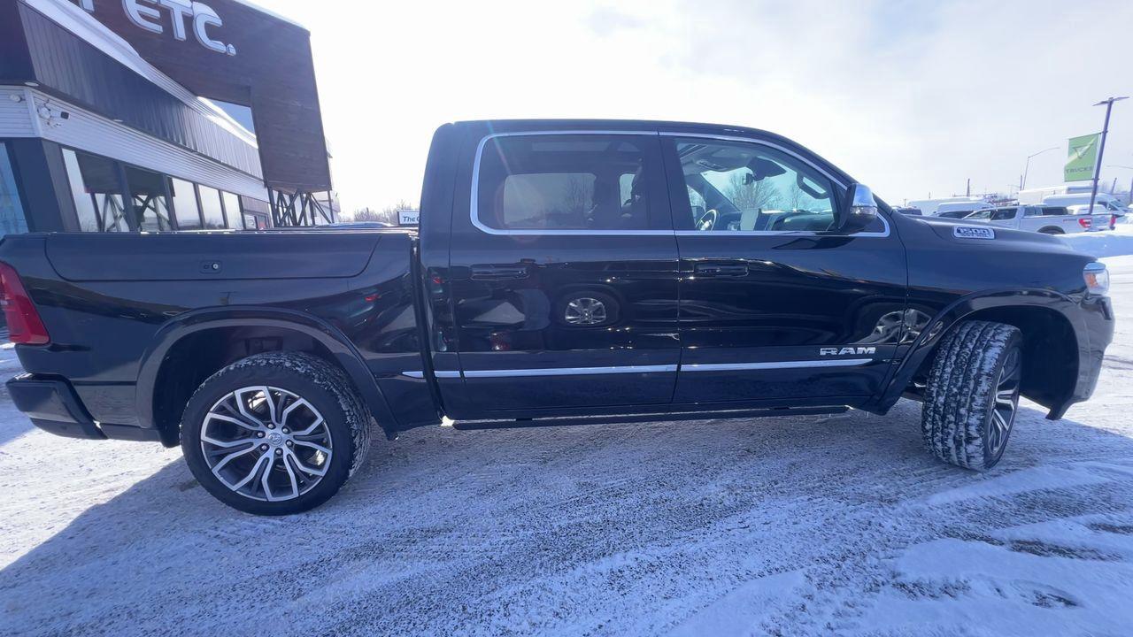 2025 RAM 1500 Tungsten 4X4, HEATED LEATHER SEAT,  MOONROOF, CRUISE CONTROL, BACK UP CAM!! Photo