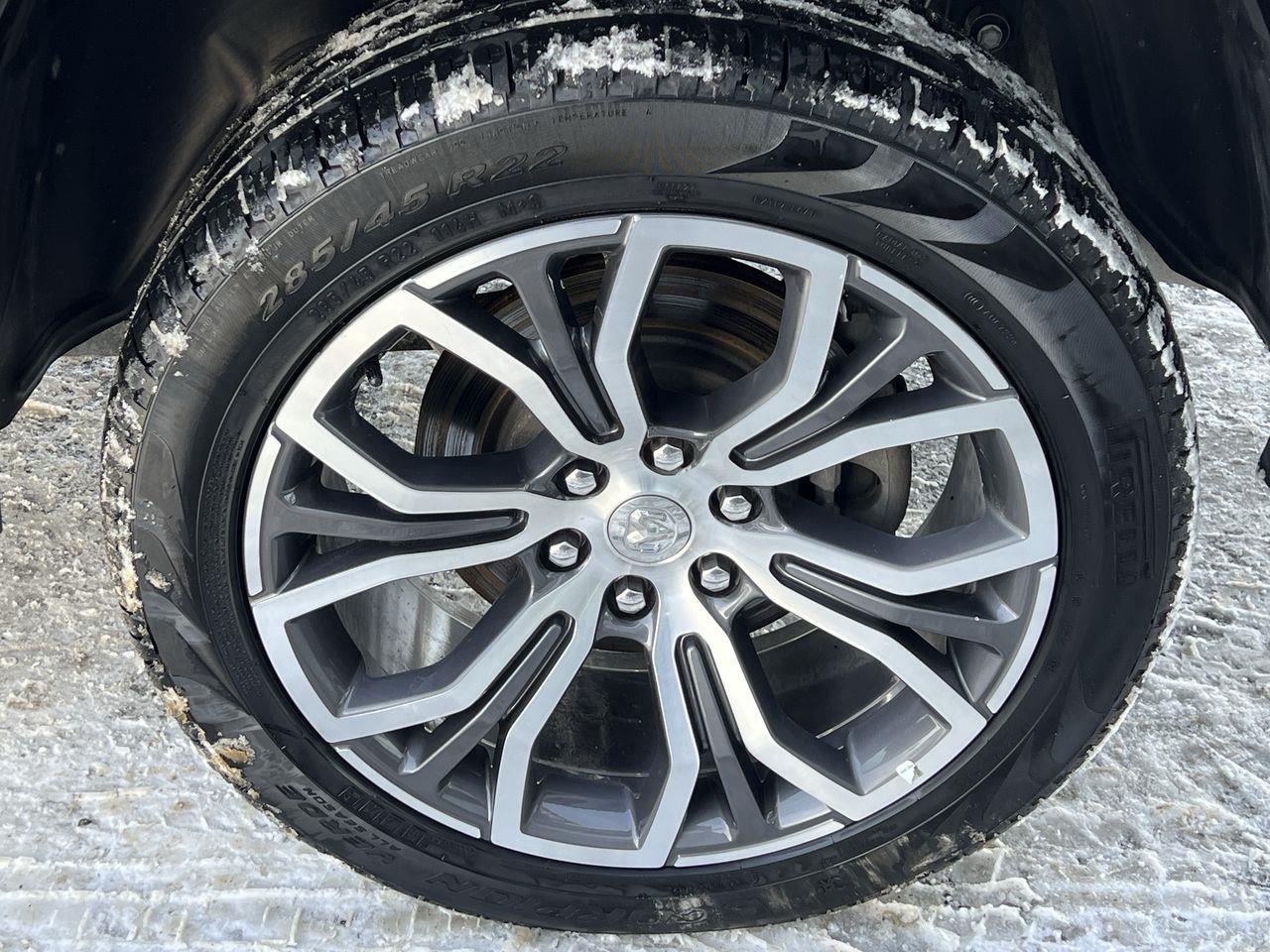 2025 RAM 1500 Tungsten 4X4, HEATED LEATHER SEAT,  MOONROOF, CRUISE CONTROL, BACK UP CAM!! Photo