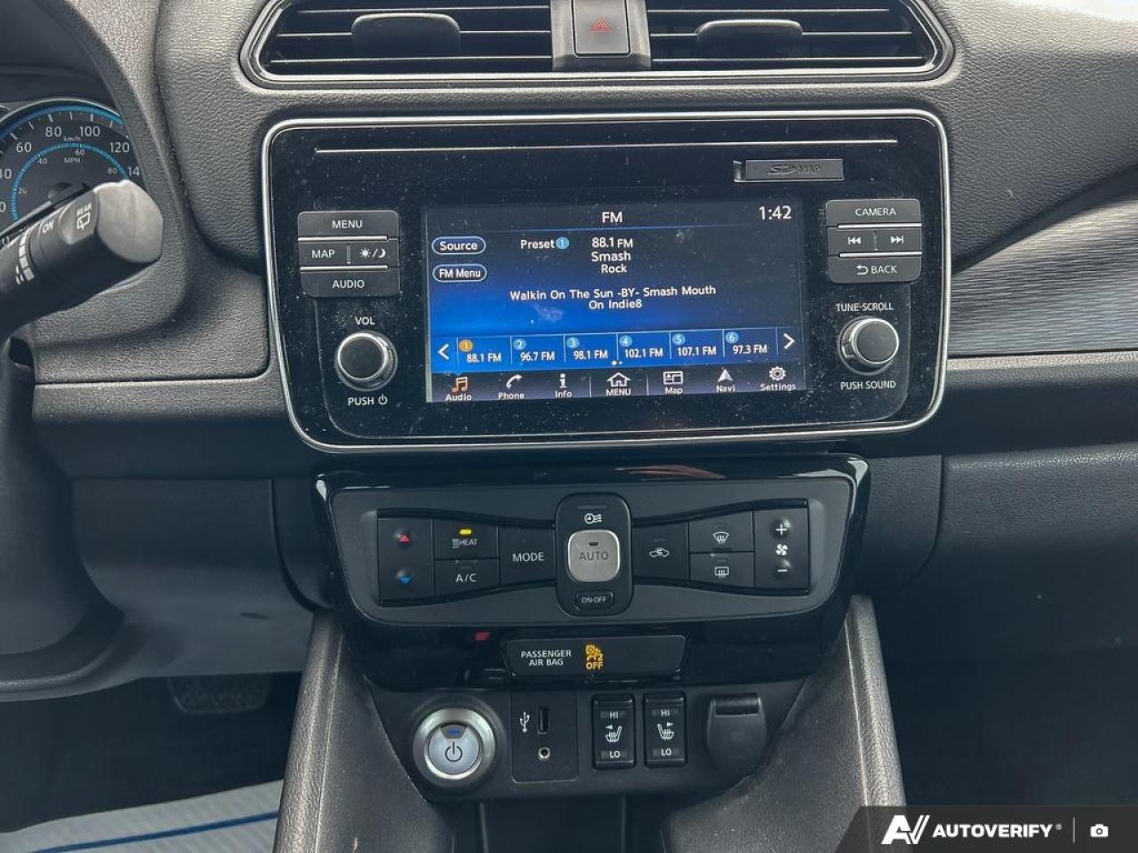 2018 Nissan Leaf SV 21 SERVICE RECORDS|CARPLAY|HTD STEERING/SEATS|NAV Photo