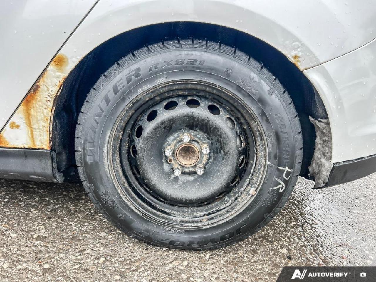 2012 Ford Focus Titanium 400A|NEW TIRES|WINTERS|1 OWNER|NO ACCIDENTS Photo