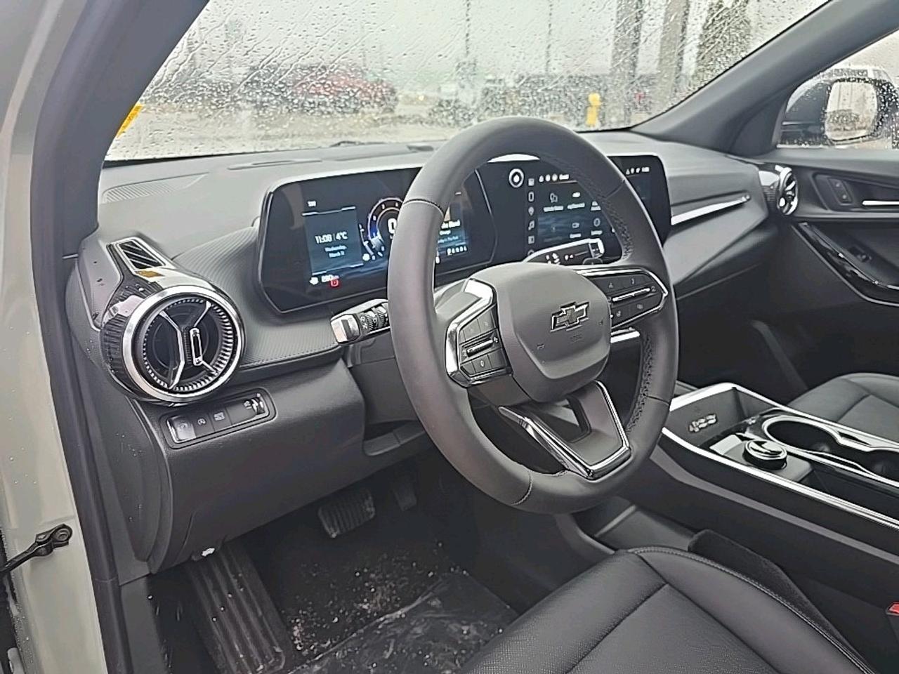 2026 Chevrolet Equinox LT Photo