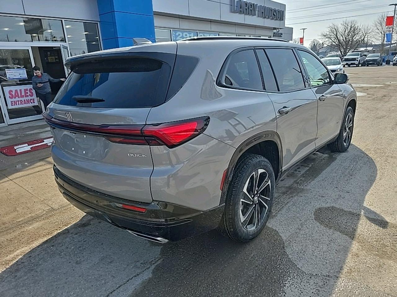 2026 Buick Enclave Sport Touring Photo2