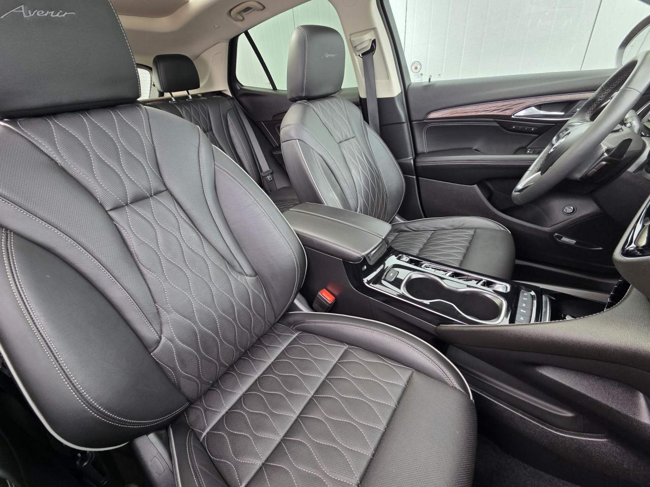 2021 Buick Envision Avenir One Owner | Leather | Navigation | Sunroof | Tech Pkg | 20" Wheels Photo