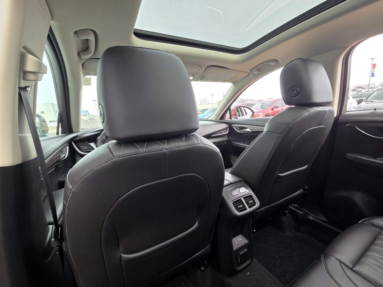 2021 Buick Envision Avenir One Owner | Leather | Navigation | Sunroof | Tech Pkg | 20" Wheels Photo