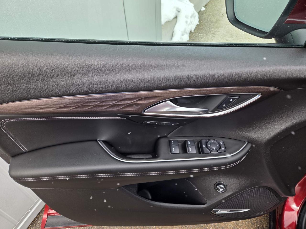 2021 Buick Envision Avenir One Owner | Leather | Navigation | Sunroof | Tech Pkg | 20" Wheels Photo