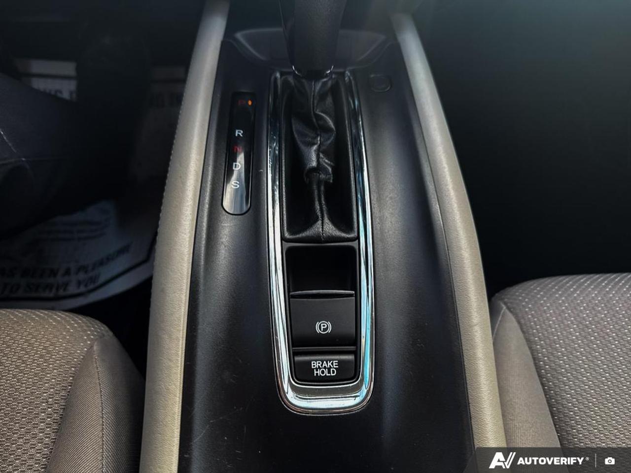 2016 Honda HR-V EX / NO ACCIDENTS / ROOF / HTD SEATS / AWD Photo