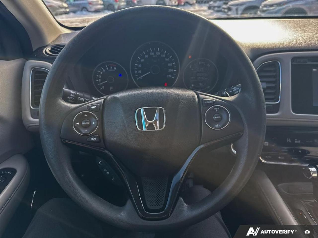 2016 Honda HR-V EX / NO ACCIDENTS / ROOF / HTD SEATS / AWD Photo