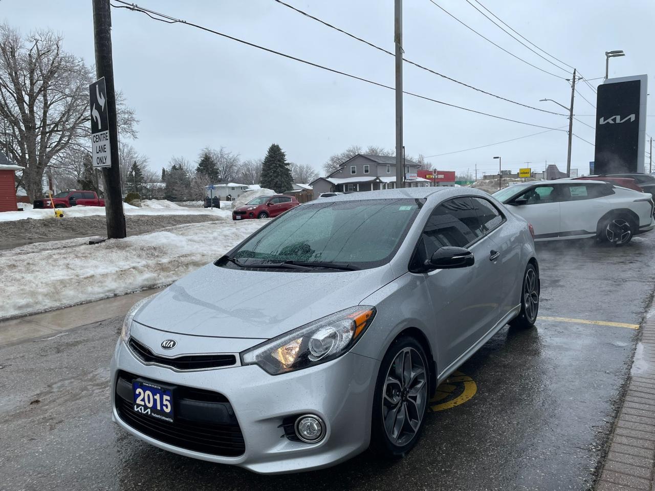 2015 Kia Forte Koup 1.6L SX HAL Certified | 18" Wheels | Comes with Winter Tires/Wheels Photo2