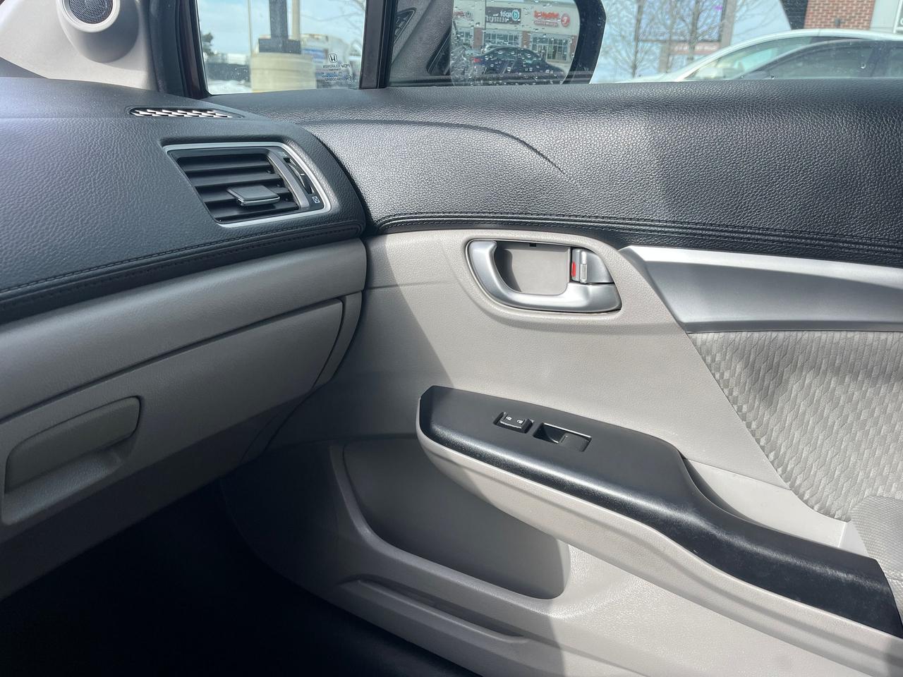 2014 Honda Civic 4dr CVT EX Photo