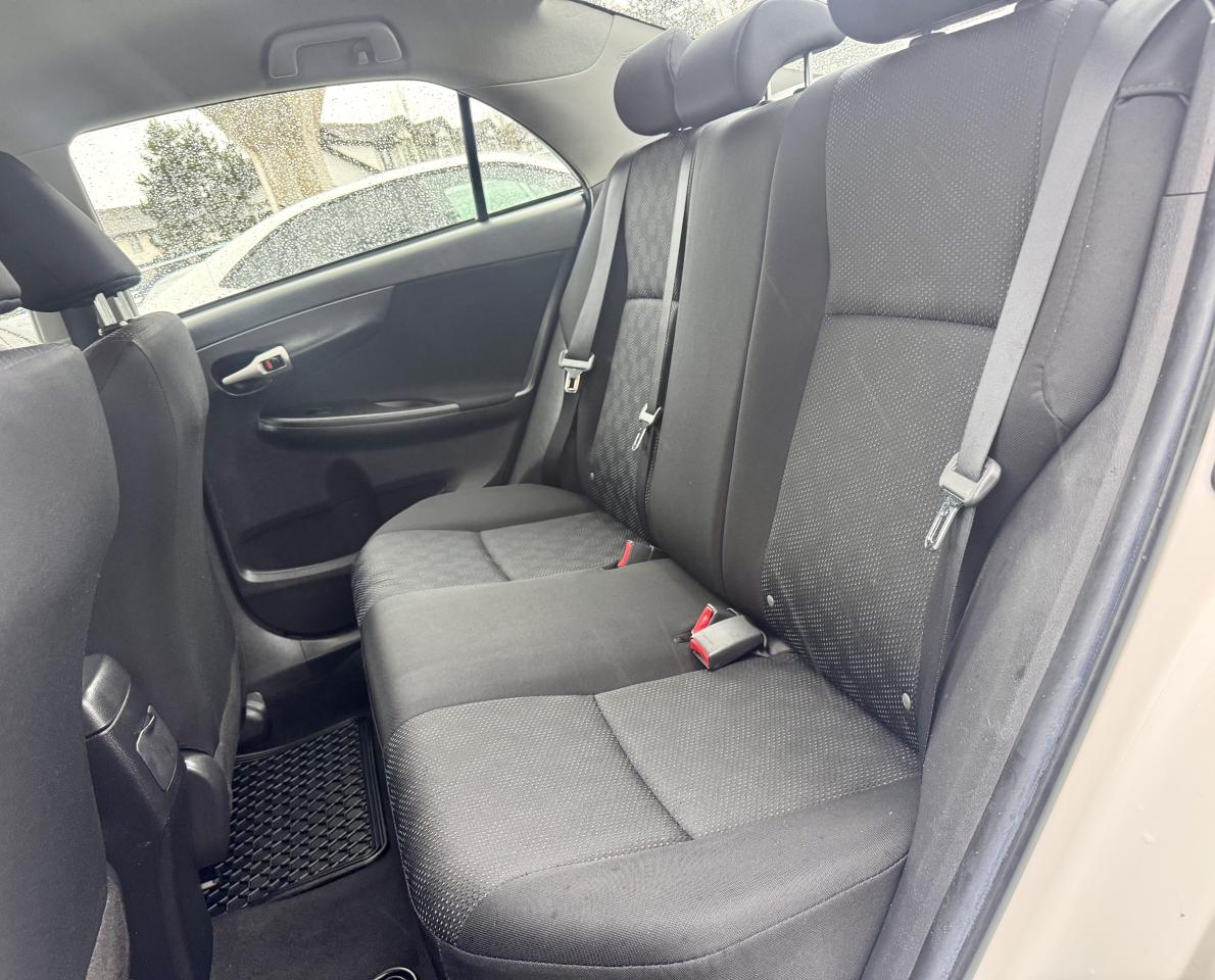 2009 Toyota Corolla FINANCING AVAILABLE Photo14