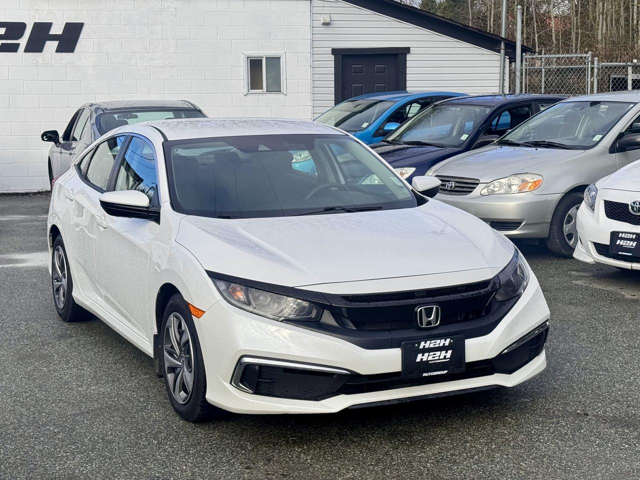 2020 Honda Civic FINANCING AVAILABLE Photo3