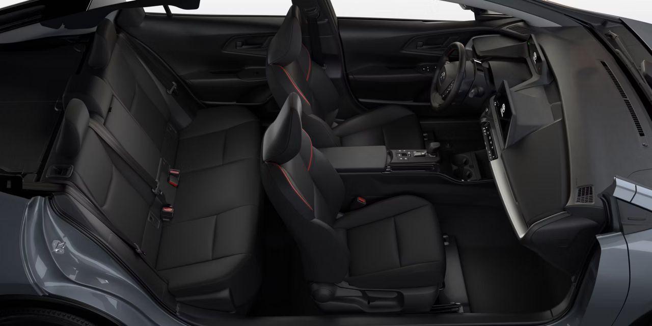 2026 Toyota Prius Plug-In Hybrid SE Photo