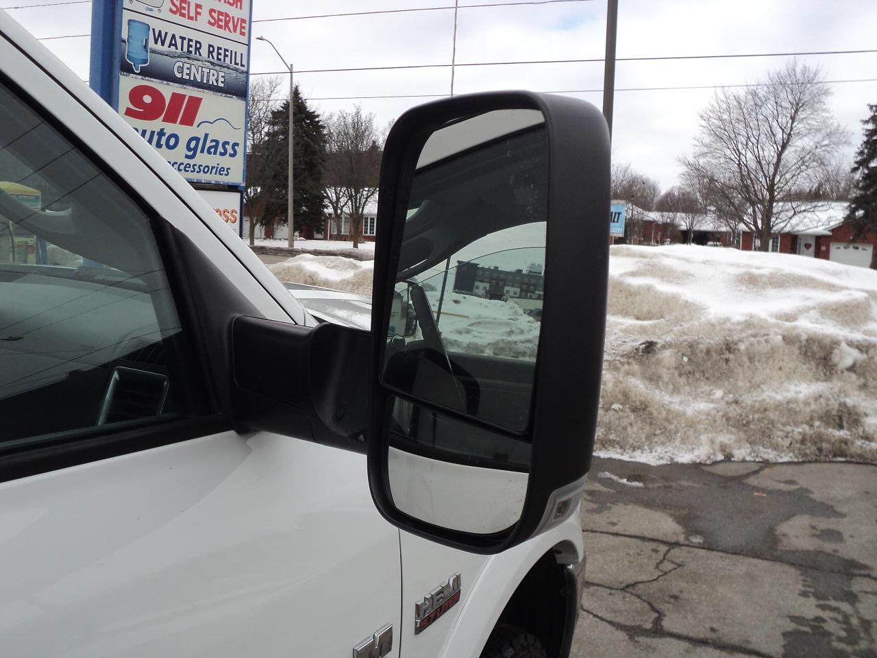 2018 RAM 2500 Outdoorsman CrewCab 4x4 5.7L8cylGasHemi 6'4" Box Photo