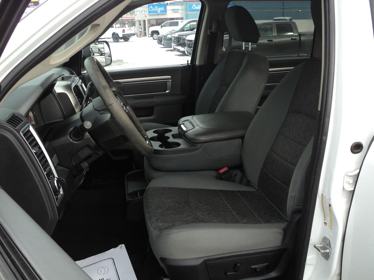 2018 RAM 2500 Outdoorsman CrewCab 4x4 5.7L8cylGasHemi 6'4" Box Photo