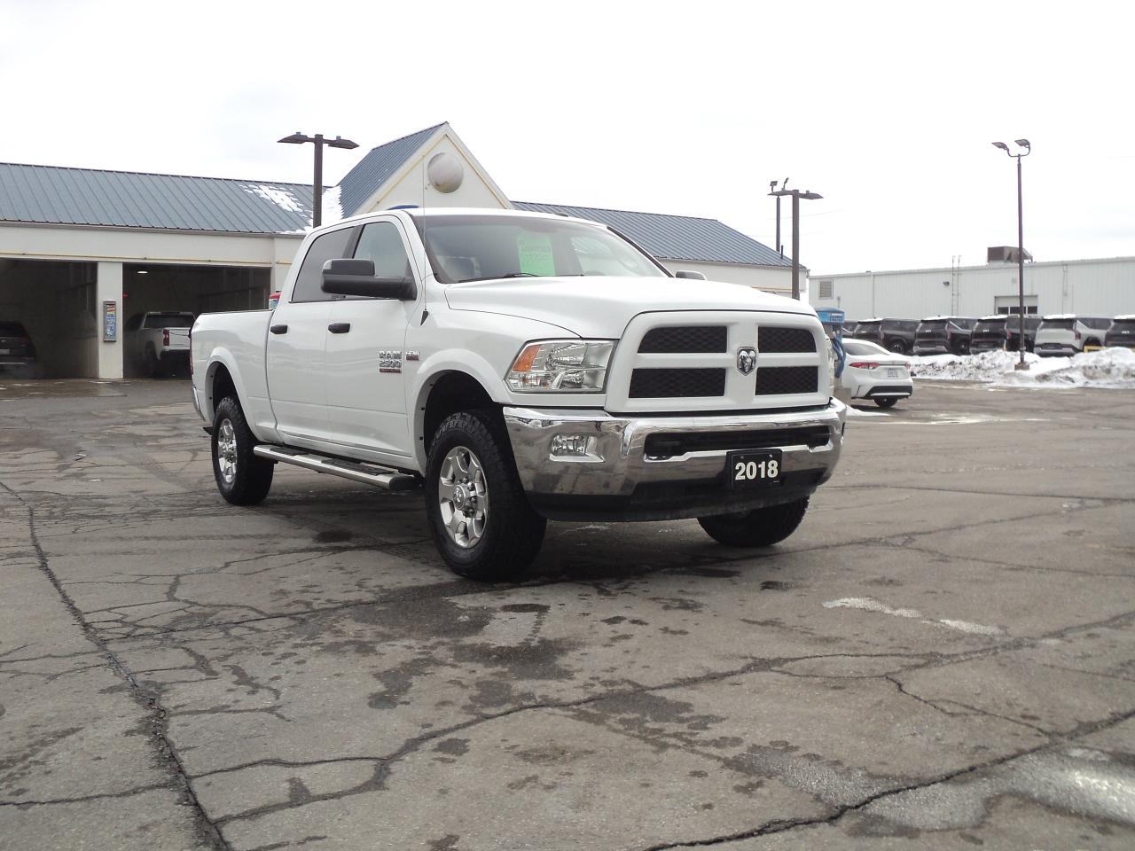 2018 RAM 2500 Outdoorsman CrewCab 4x4 5.7L8cylGasHemi 6'4" Box Photo
