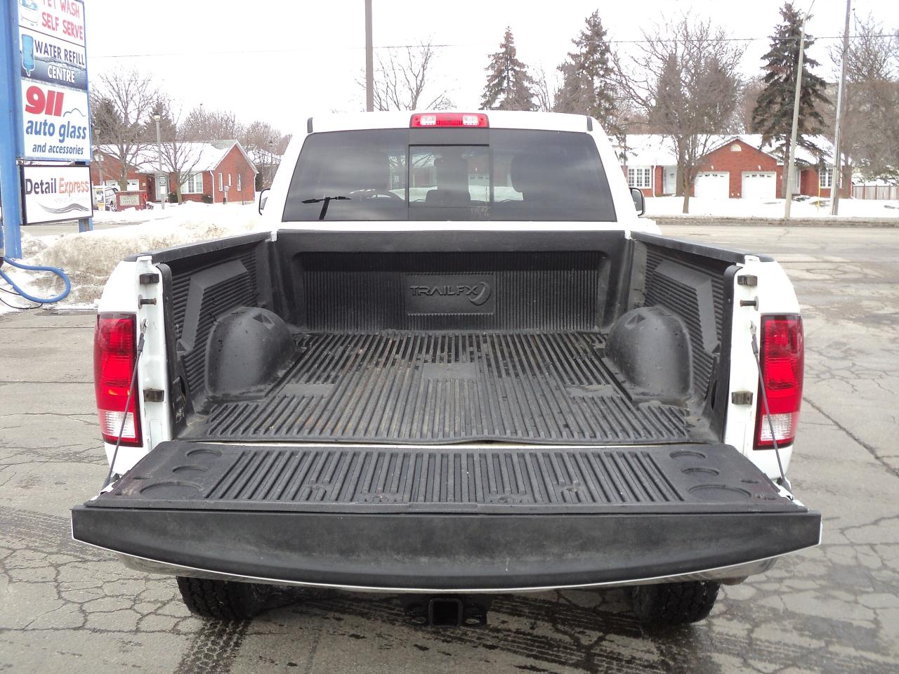 2018 RAM 2500 Outdoorsman CrewCab 4x4 5.7L8cylGasHemi 6'4" Box Photo