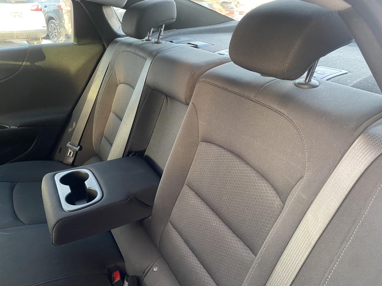 2022 Chevrolet Malibu LT Photo