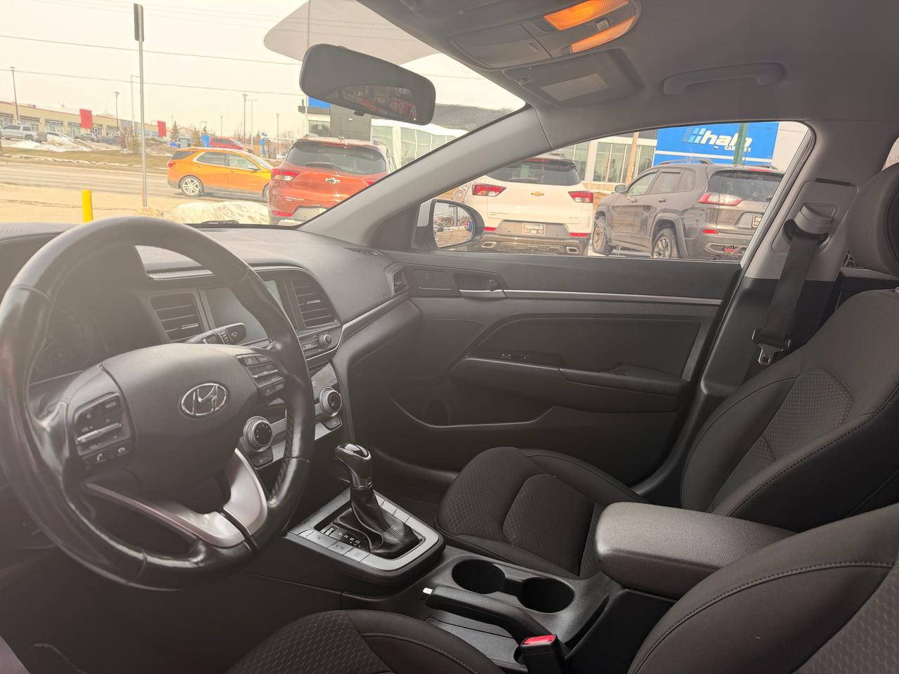 2020 Hyundai Elantra Preferred Photo