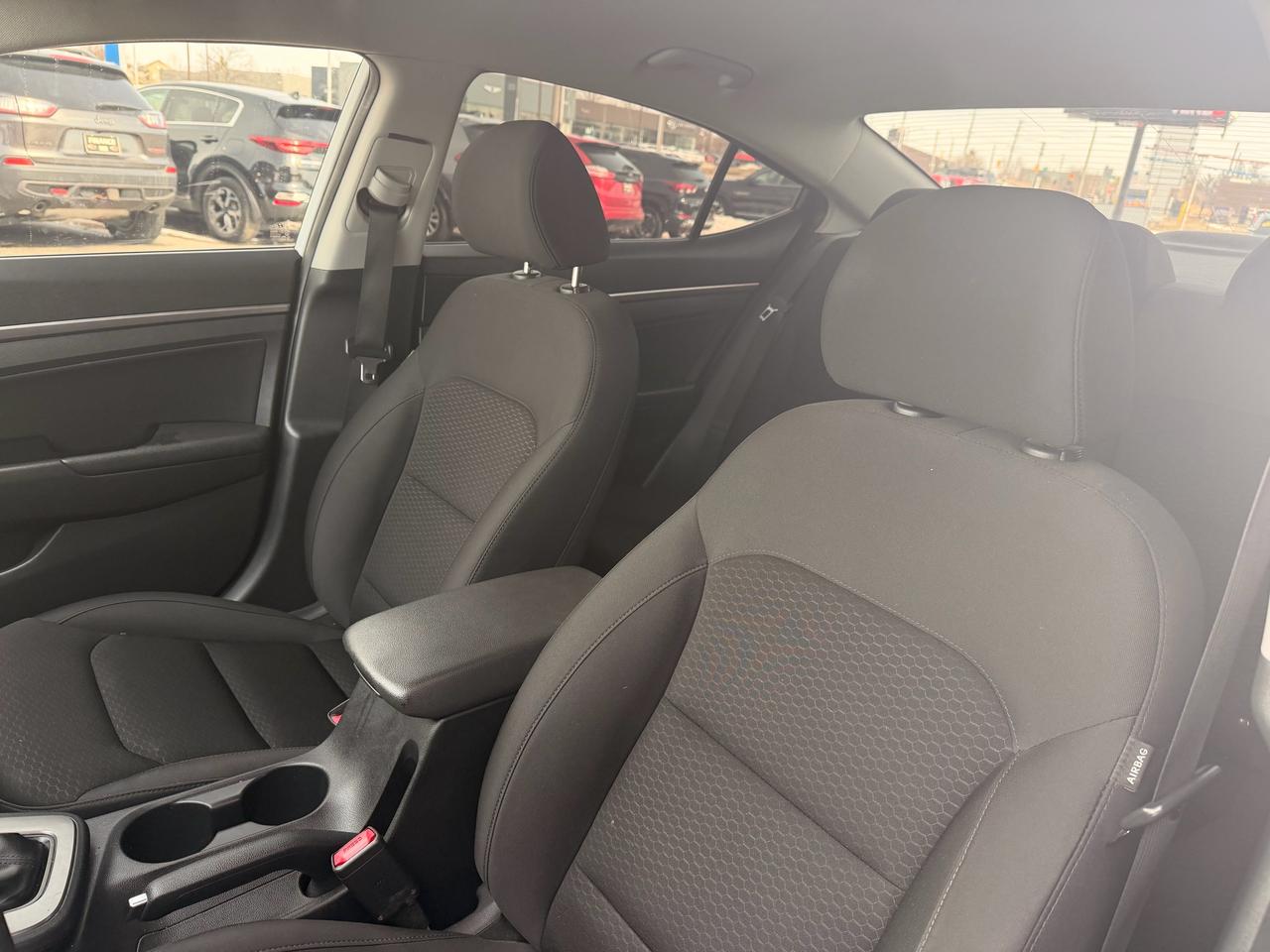 2020 Hyundai Elantra Preferred Photo