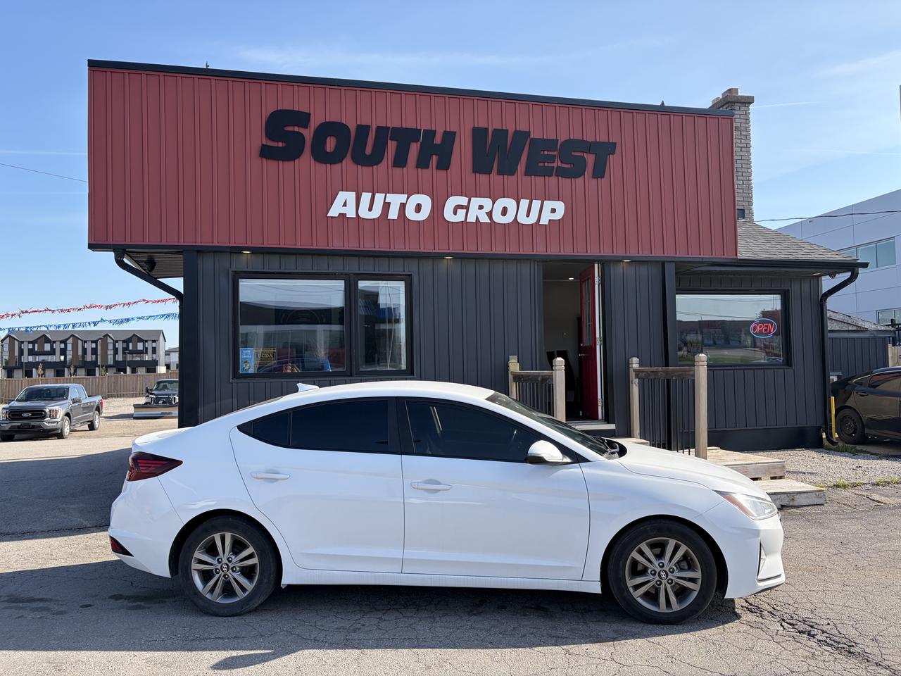 2020 Hyundai Elantra Preferred Photo