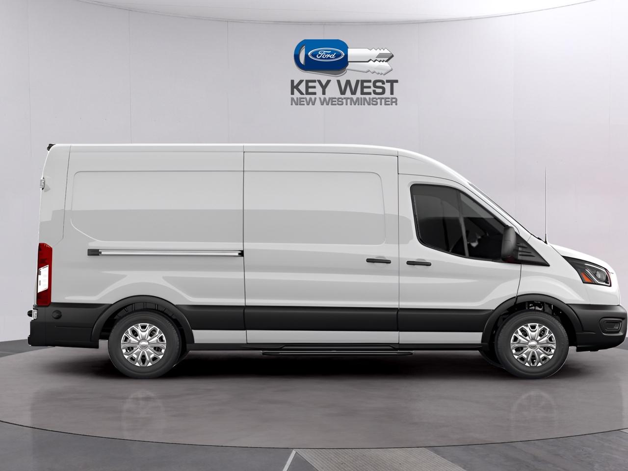 2026 Ford E-Transit Cargo Van T-350 148" MED RF 9500 GVWR RWD Photo3