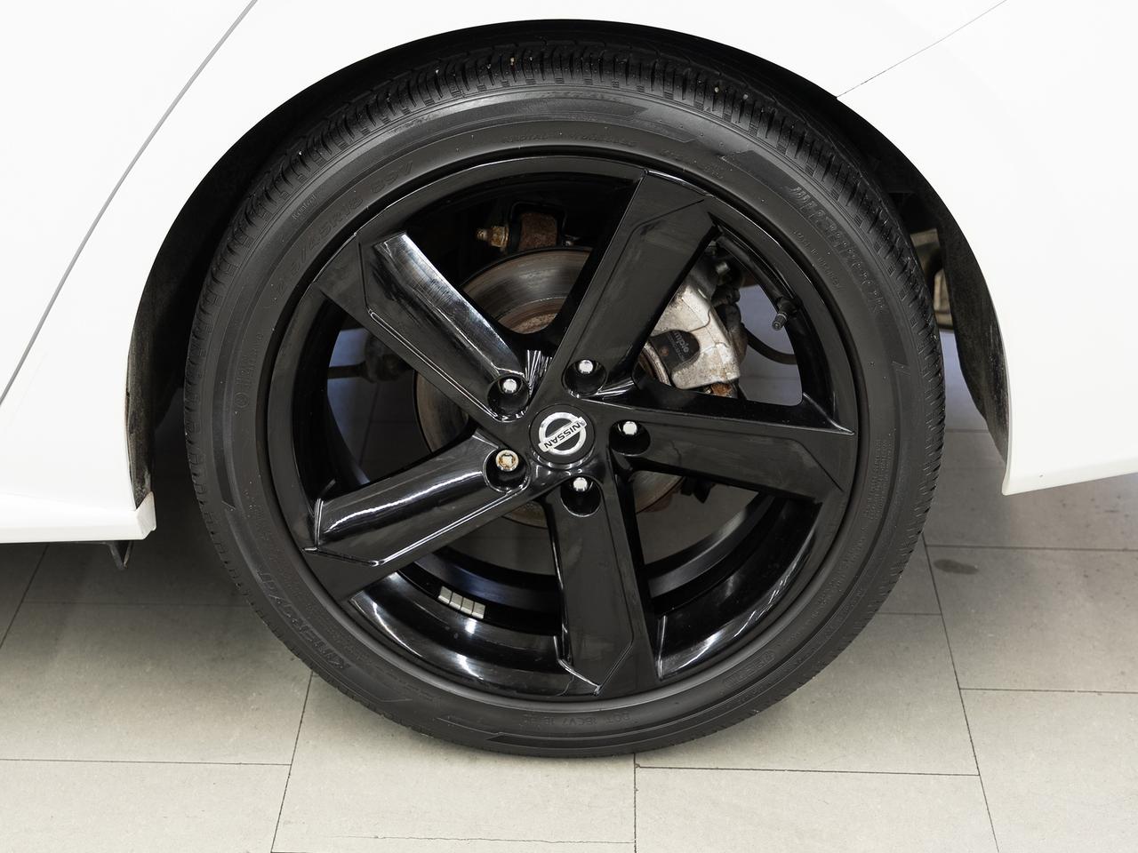 2022 Nissan Sentra SR MIDNIGHT | Sunroof | LaneDep | BSM | CarPlay