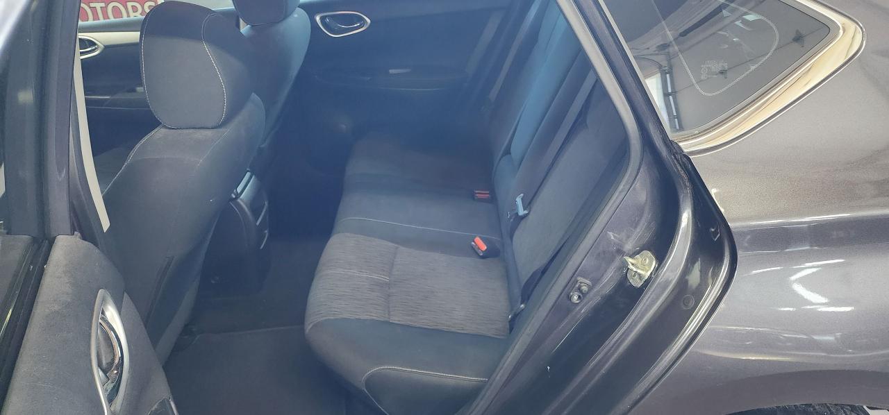 2015 Nissan Sentra SV Photo