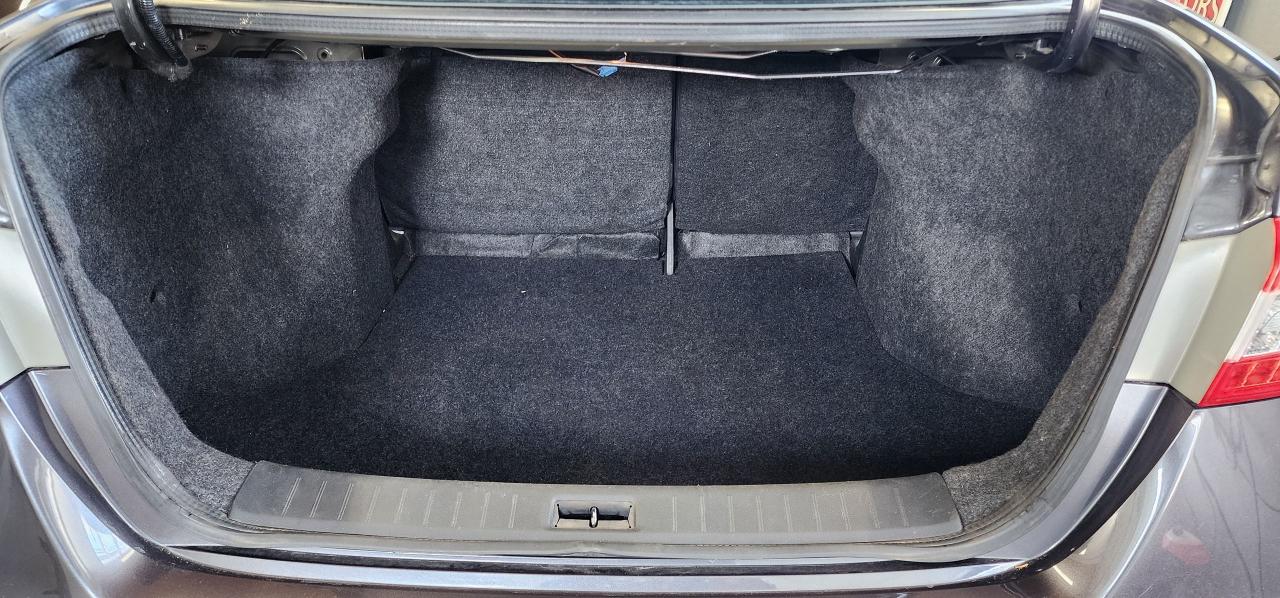 2015 Nissan Sentra SV Photo