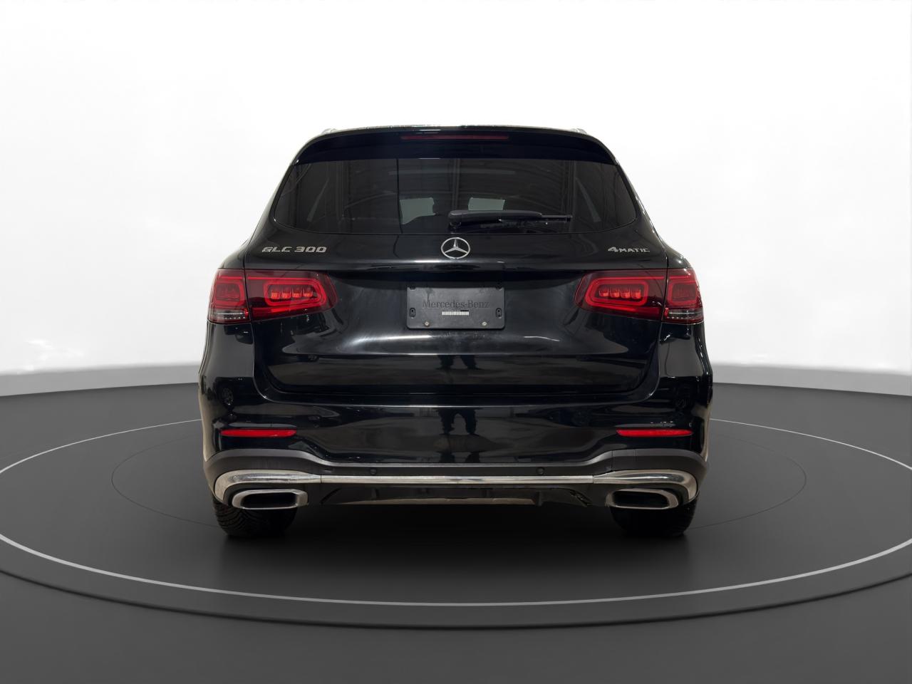 2022 Mercedes-Benz GLC 300 GLC 300 | RED INT Photo