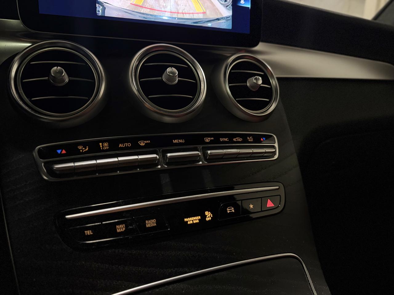 2022 Mercedes-Benz GLC 300 GLC 300 | RED INT Photo