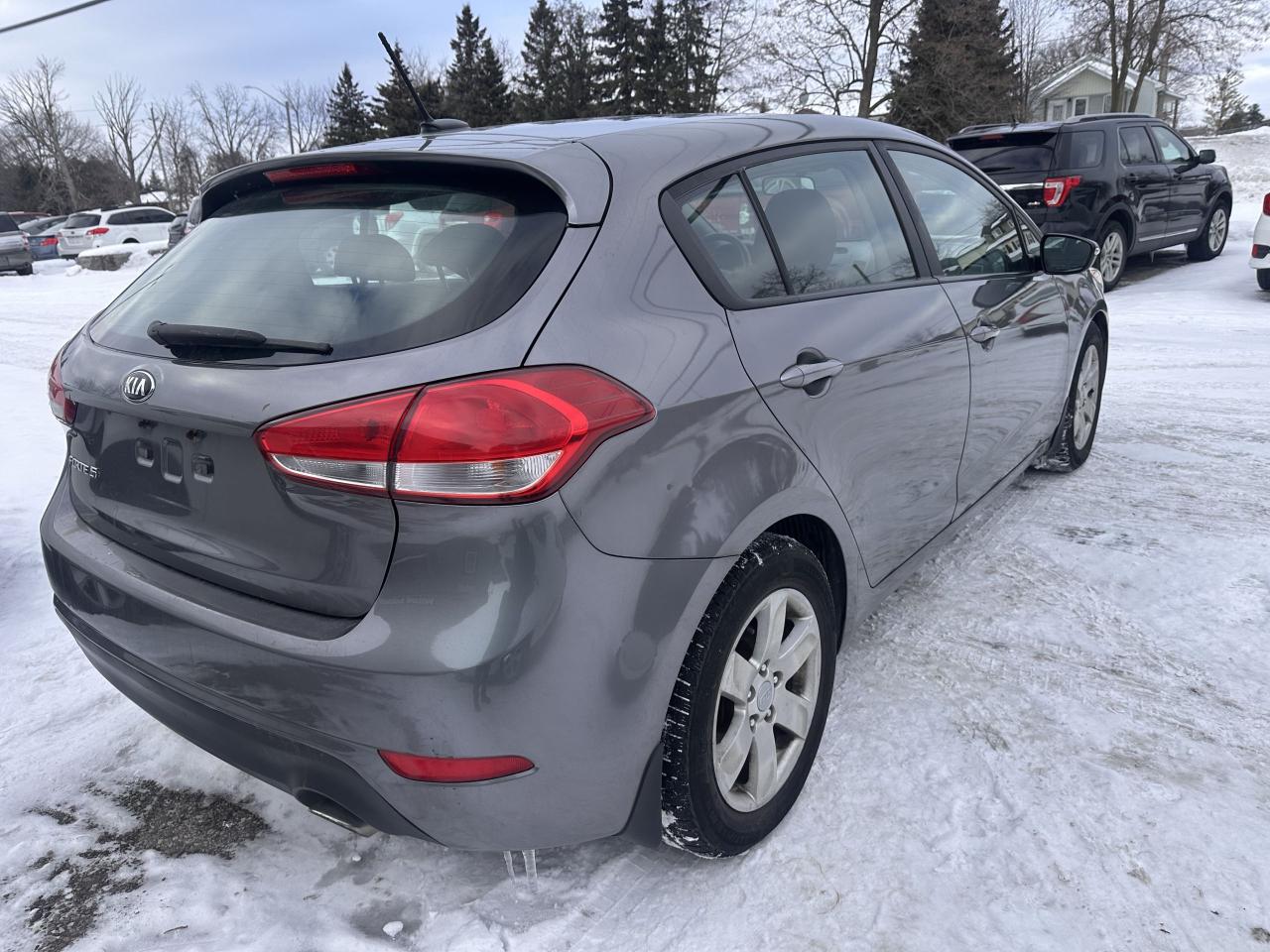 2016 Kia Forte5 LX+ Photo