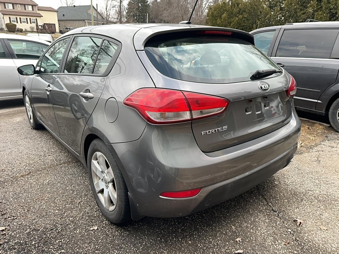 2016 Kia Forte5 LX+ Photo