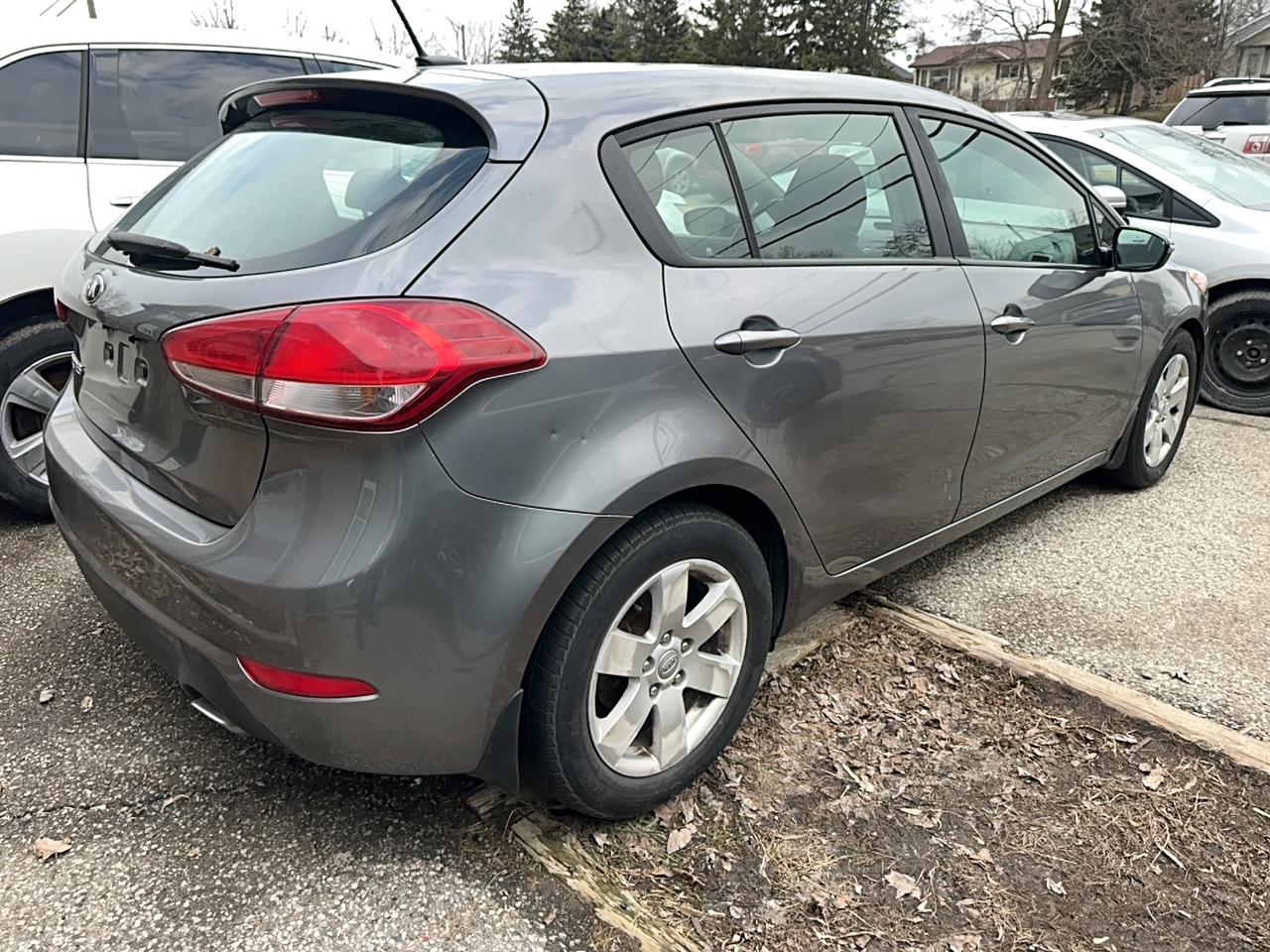 2016 Kia Forte5 LX+ Photo
