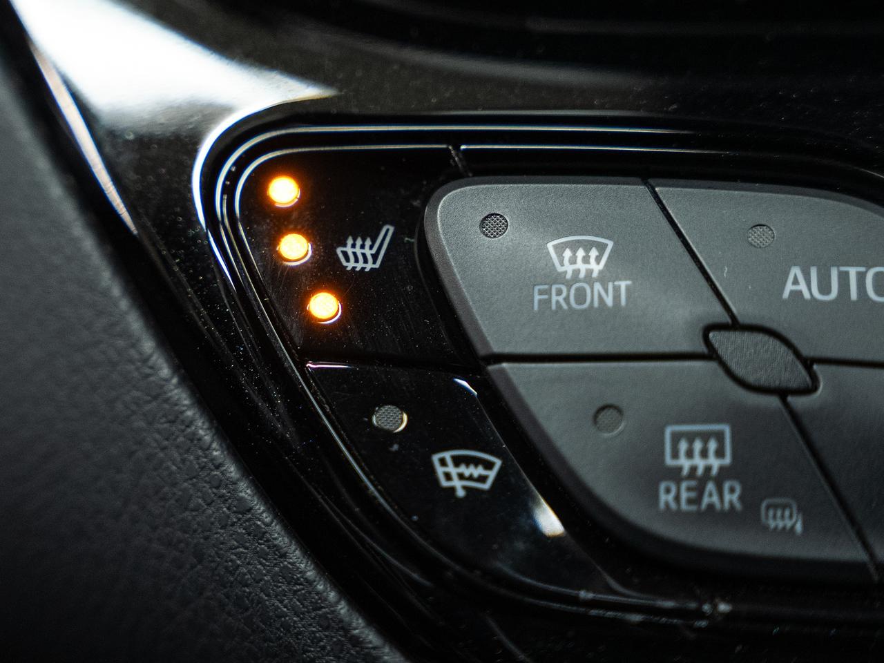 2019 Toyota C-HR XLE | BSM | ACC | Heated Seats | CarPlay