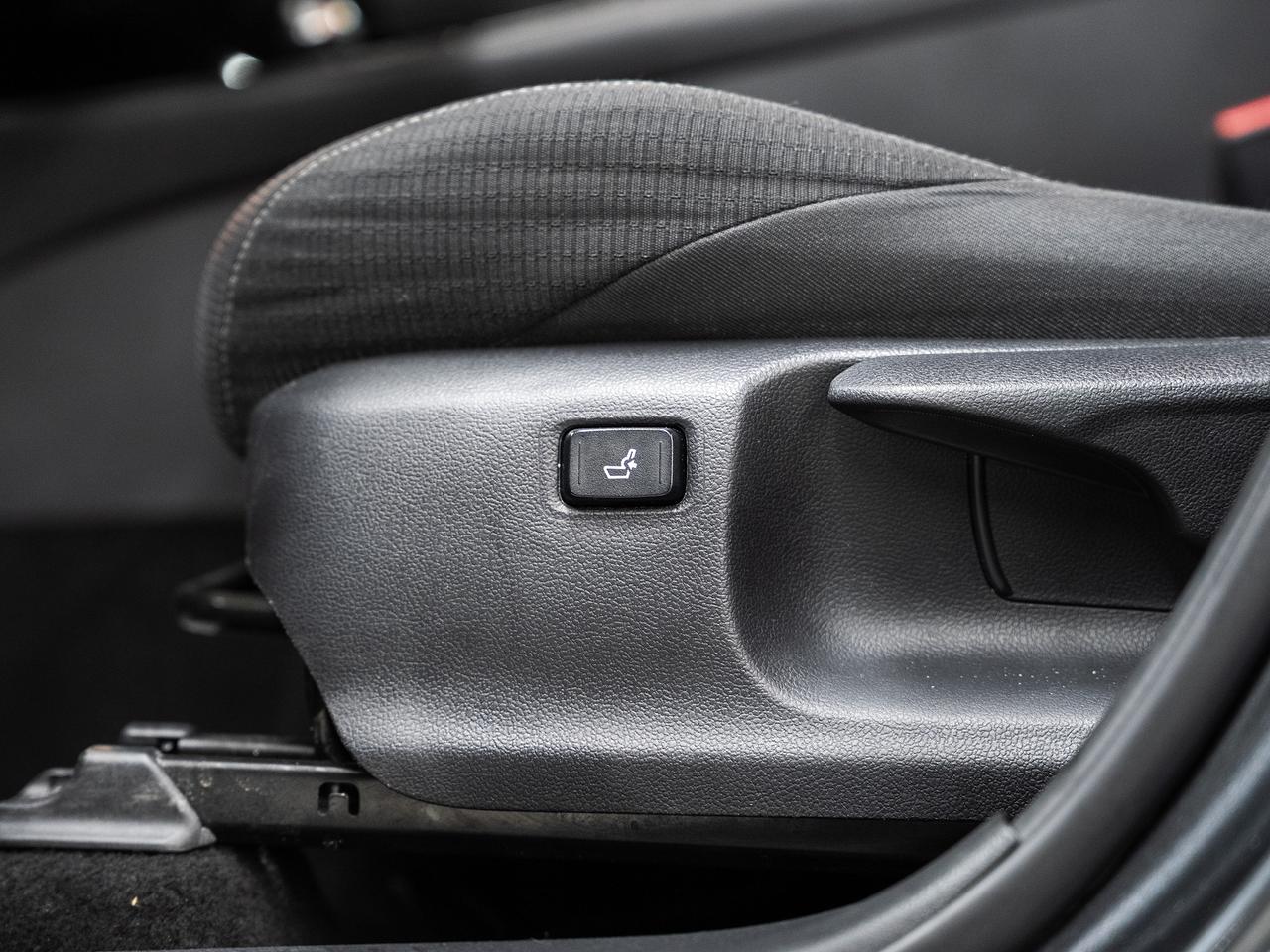 2019 Toyota C-HR XLE | BSM | ACC | Heated Seats | CarPlay Photo
