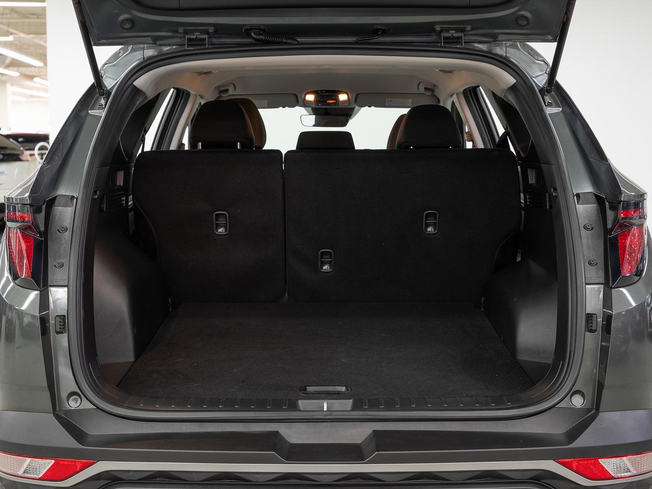 2022 Hyundai Tucson PREFERRED AWD | BSM | ACC | Heated Seats | CarPlay