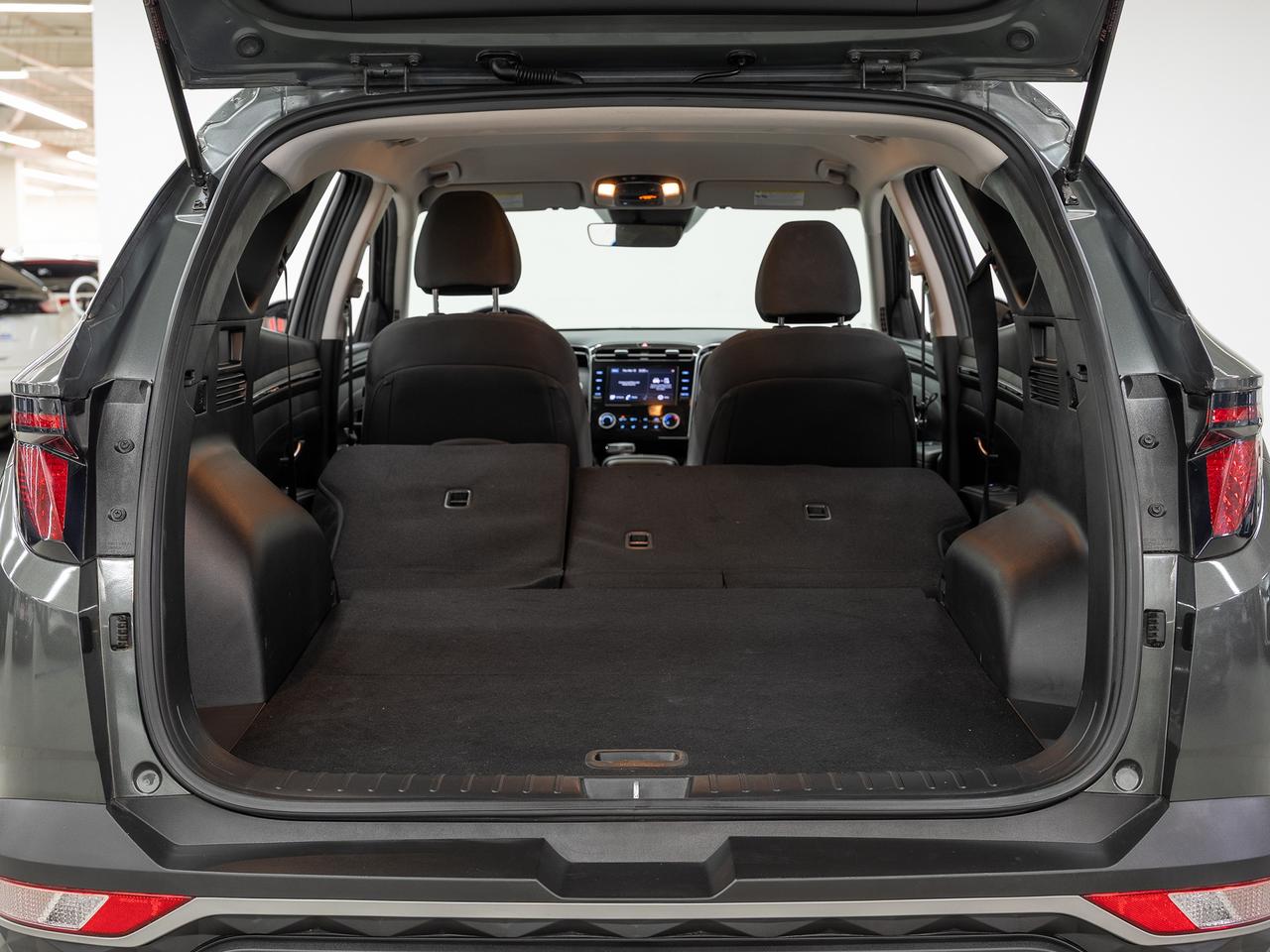 2022 Hyundai Tucson PREFERRED AWD | BSM | ACC | Heated Seats | CarPlay