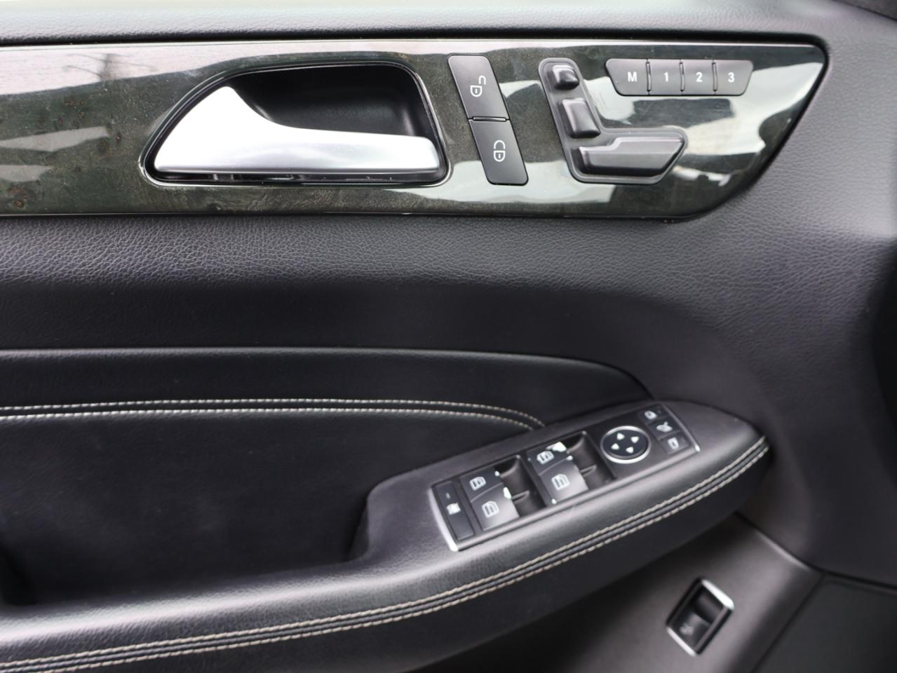 2015 Mercedes-Benz ML-Class ML350 BlueTEC DIESEL AWD *M.B MAINTAIN* 360 CAMERA NAV BLUETOOTH LEATHER HEATED SEATS PANO ROOF CRUISE ALLOYS Photo