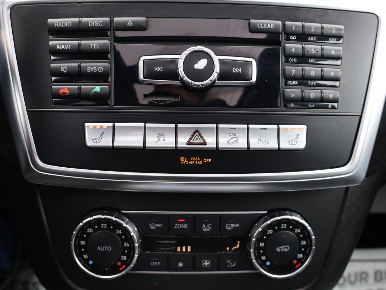 2015 Mercedes-Benz ML-Class ML350 DIESEL AWD *M.B MAINTAIN* 360 CAMERA NAV BLUETOOTH LEATHER HEATED SEATS PANO ROOF CRUISE ALLOYS Photo